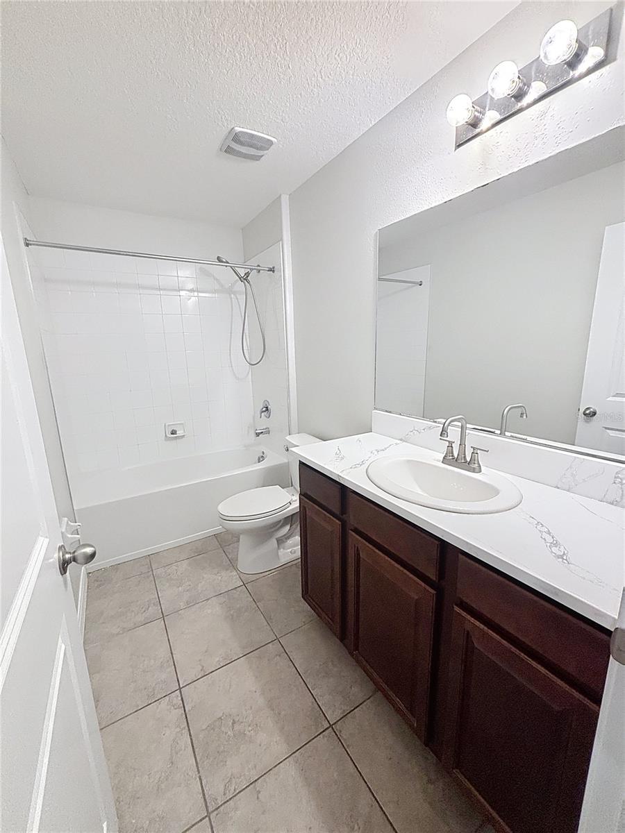 Image 24 of 34 For 10241 Strawberry Tetra Drive