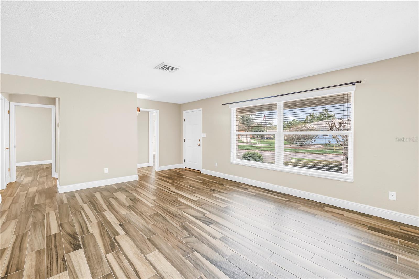 Image 12 of 61 For 12088 70th Avenue