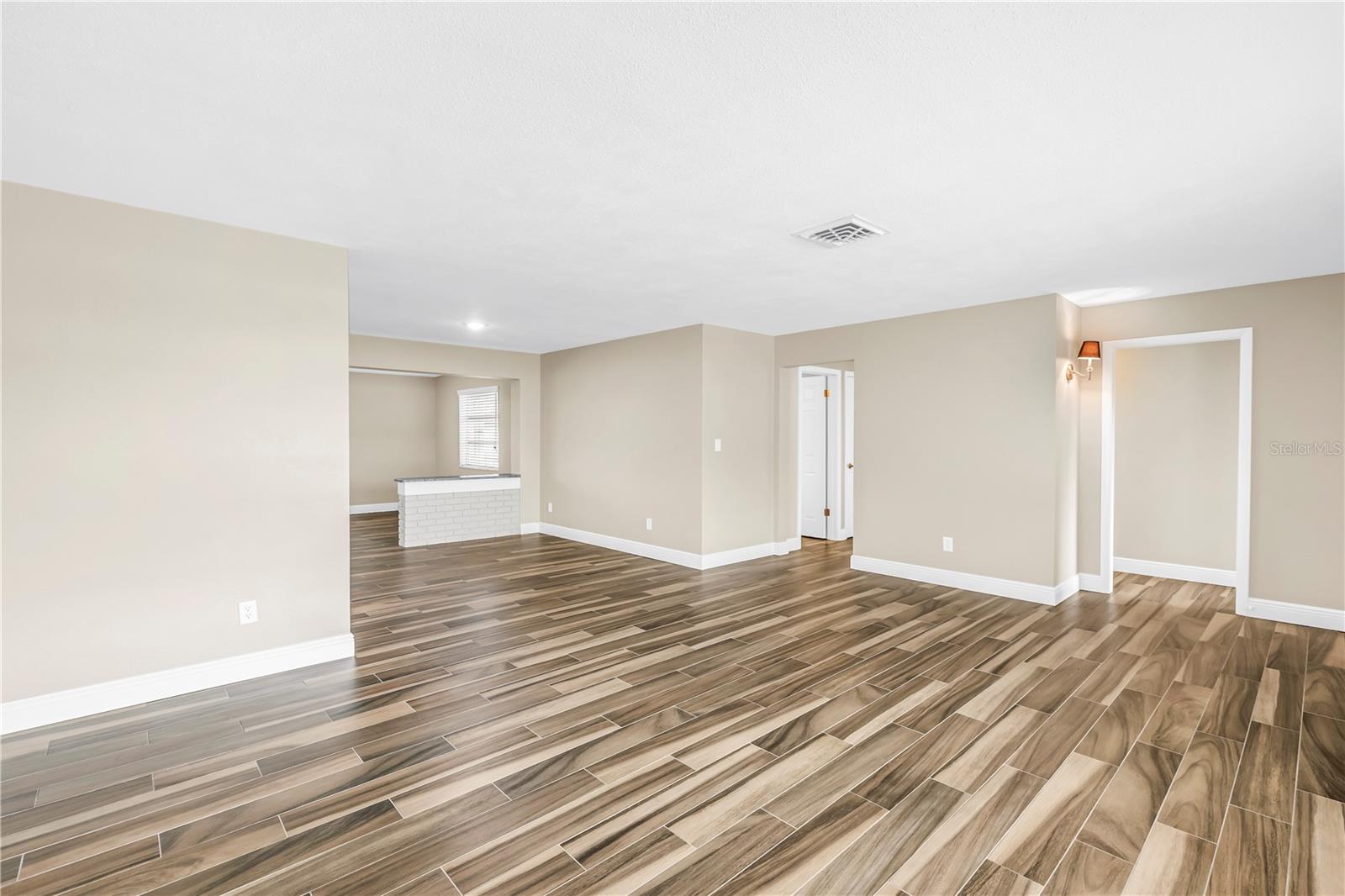 Image 14 of 61 For 12088 70th Avenue