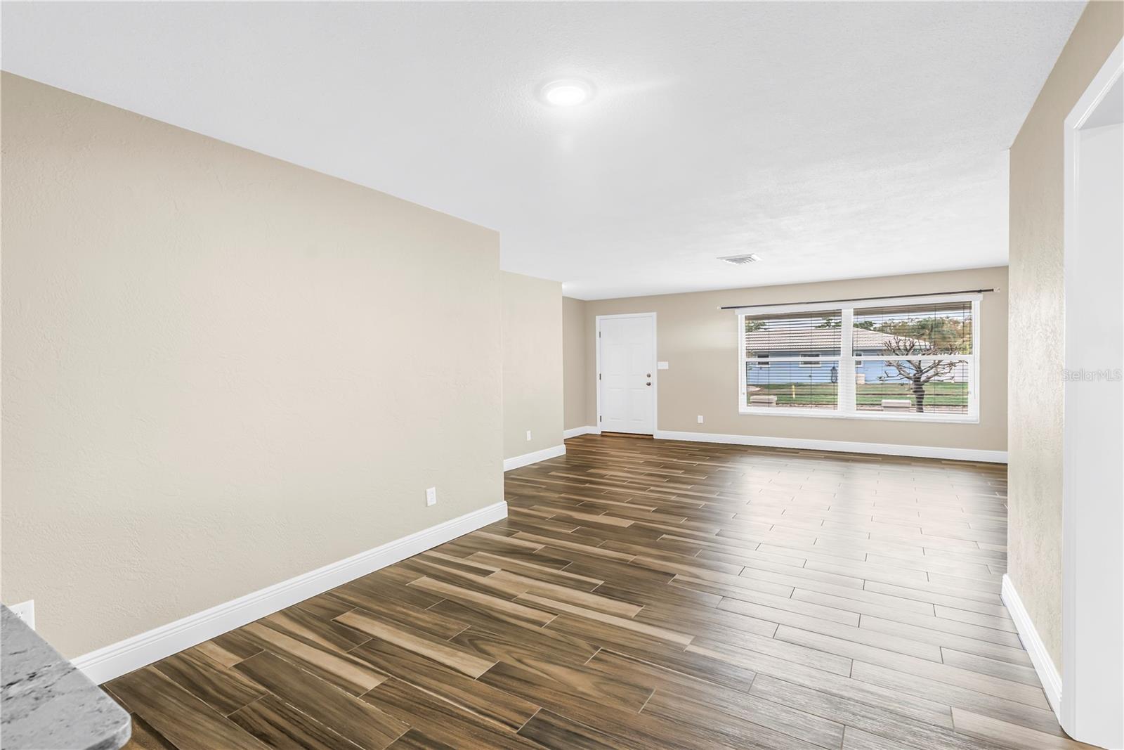 Image 18 of 61 For 12088 70th Avenue