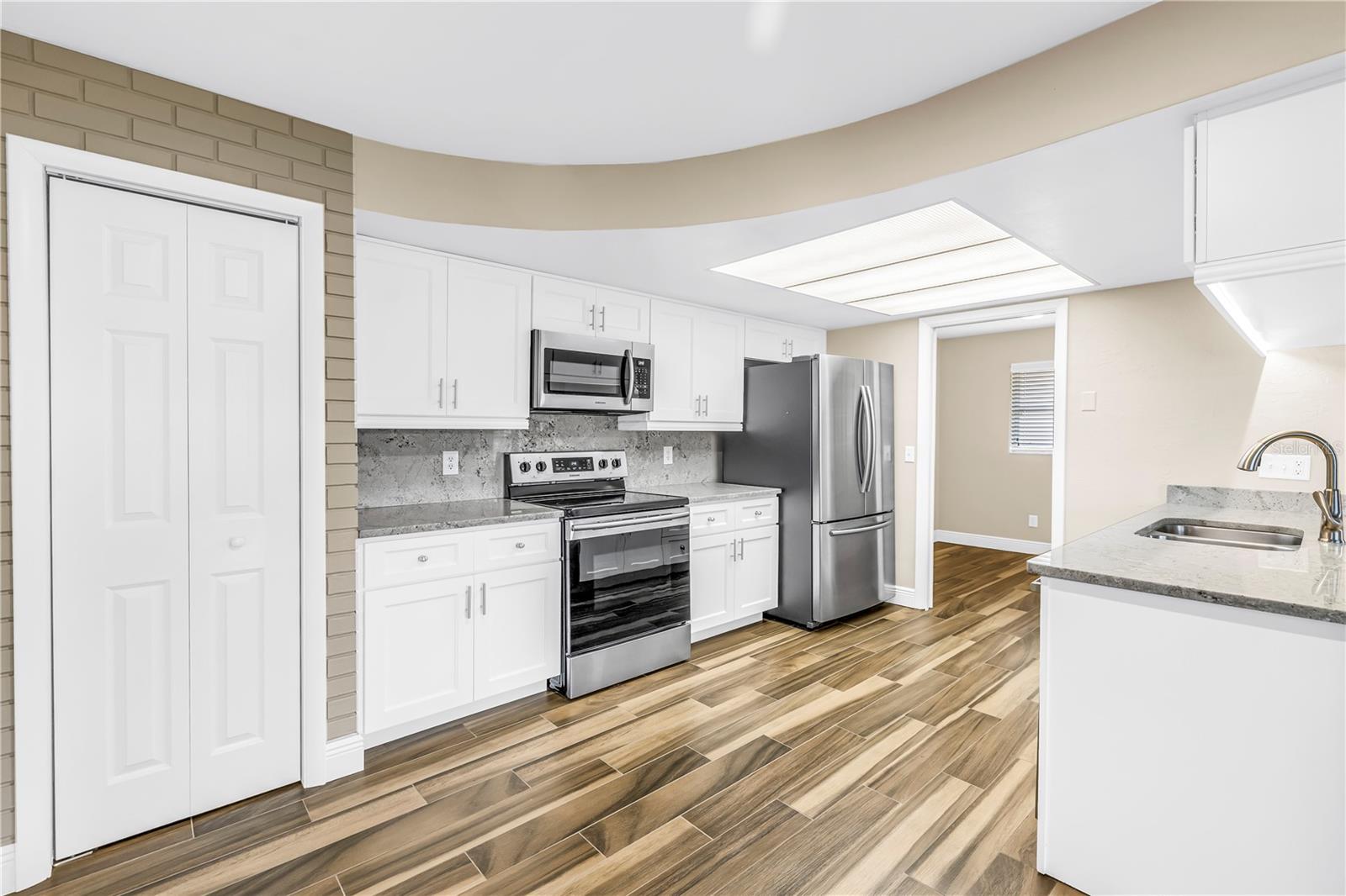 Image 26 of 61 For 12088 70th Avenue