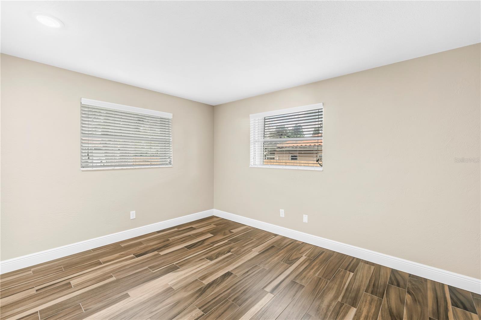 Image 36 of 61 For 12088 70th Avenue