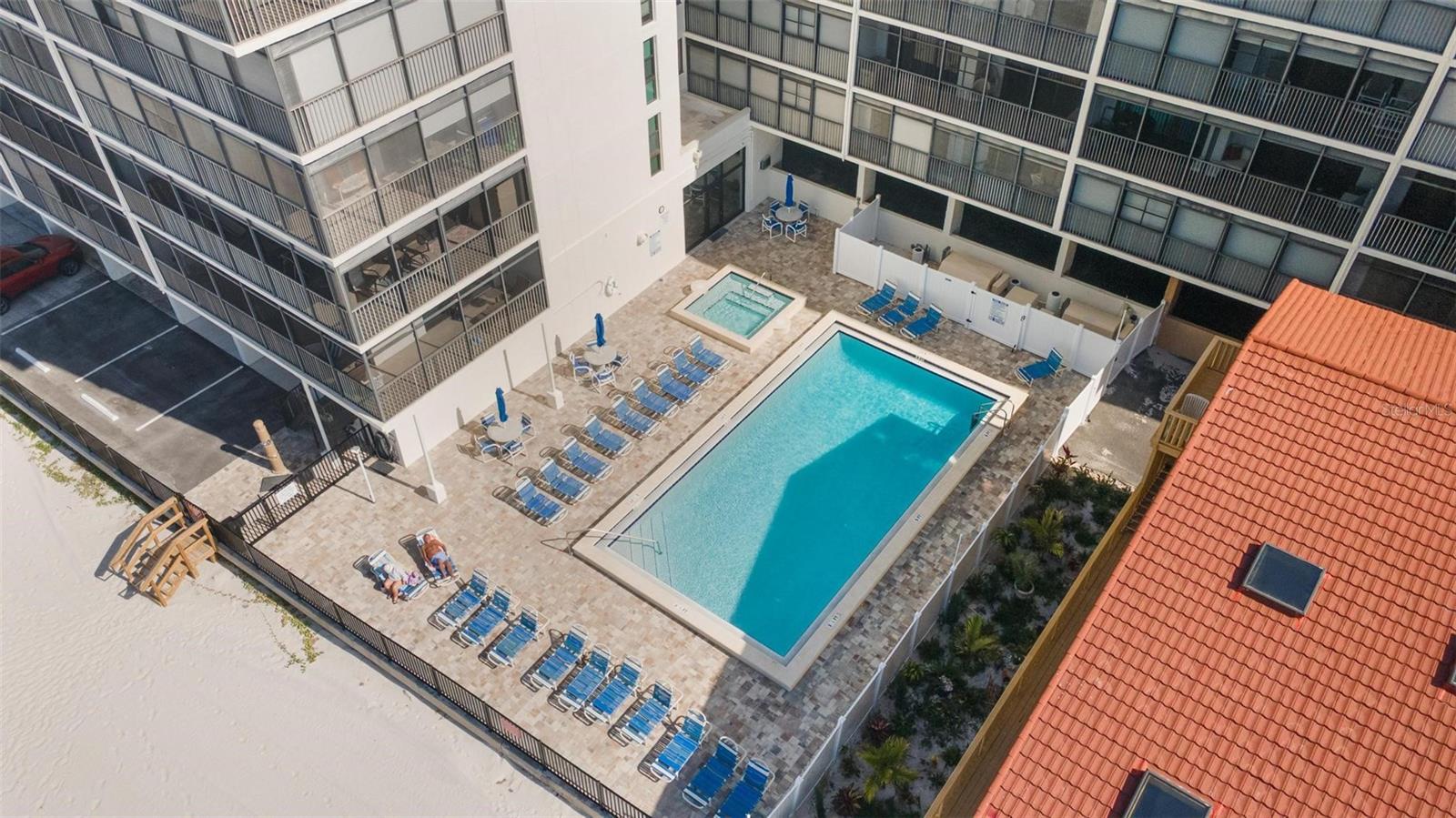 Image 36 of 37 For 14900 Gulf Boulevard 202