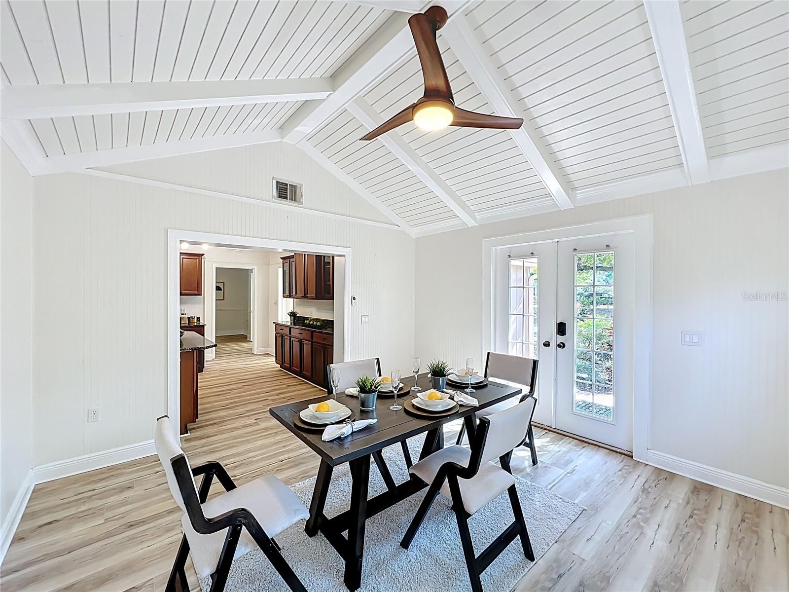 Image 28 of 56 For 1905 Seminole Trail