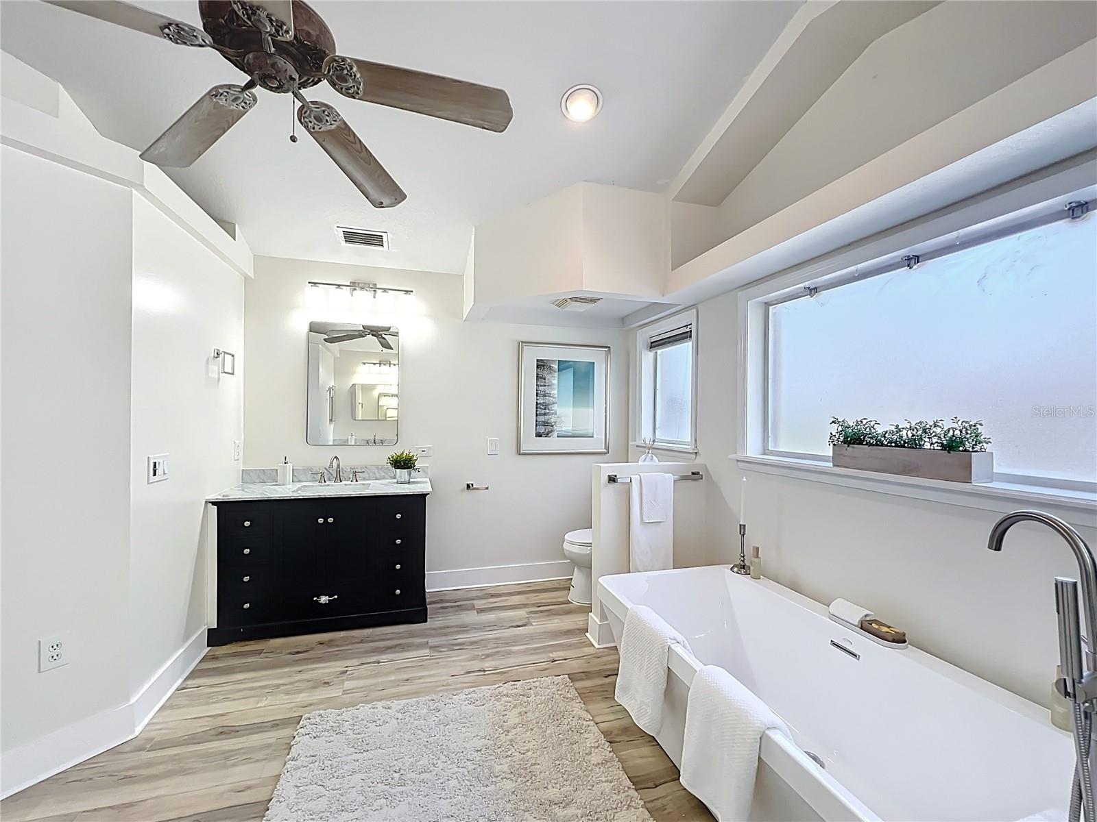 Image 35 of 56 For 1905 Seminole Trail