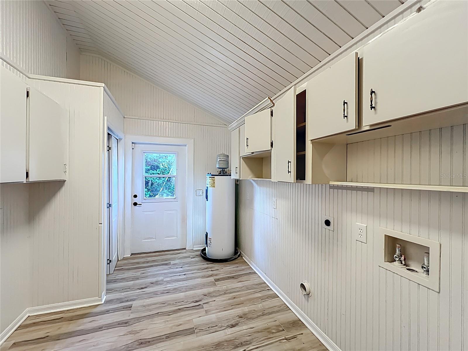 Image 47 of 56 For 1905 Seminole Trail