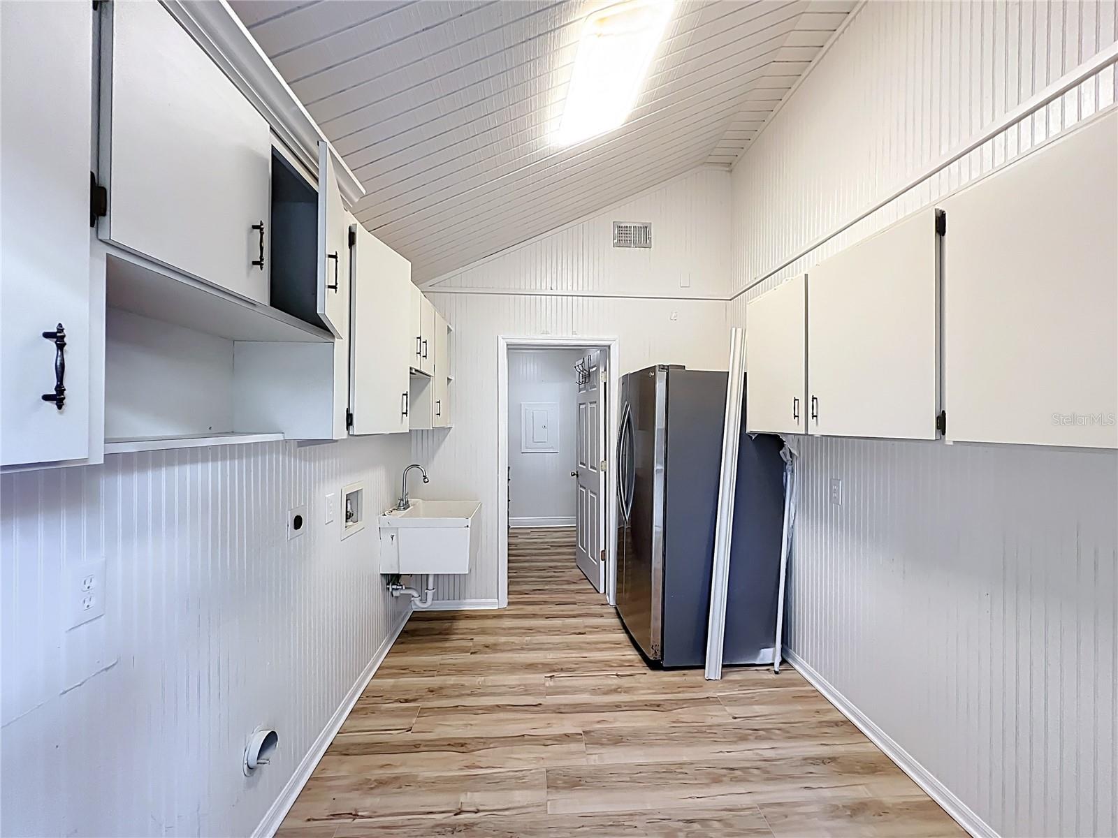 Image 48 of 56 For 1905 Seminole Trail