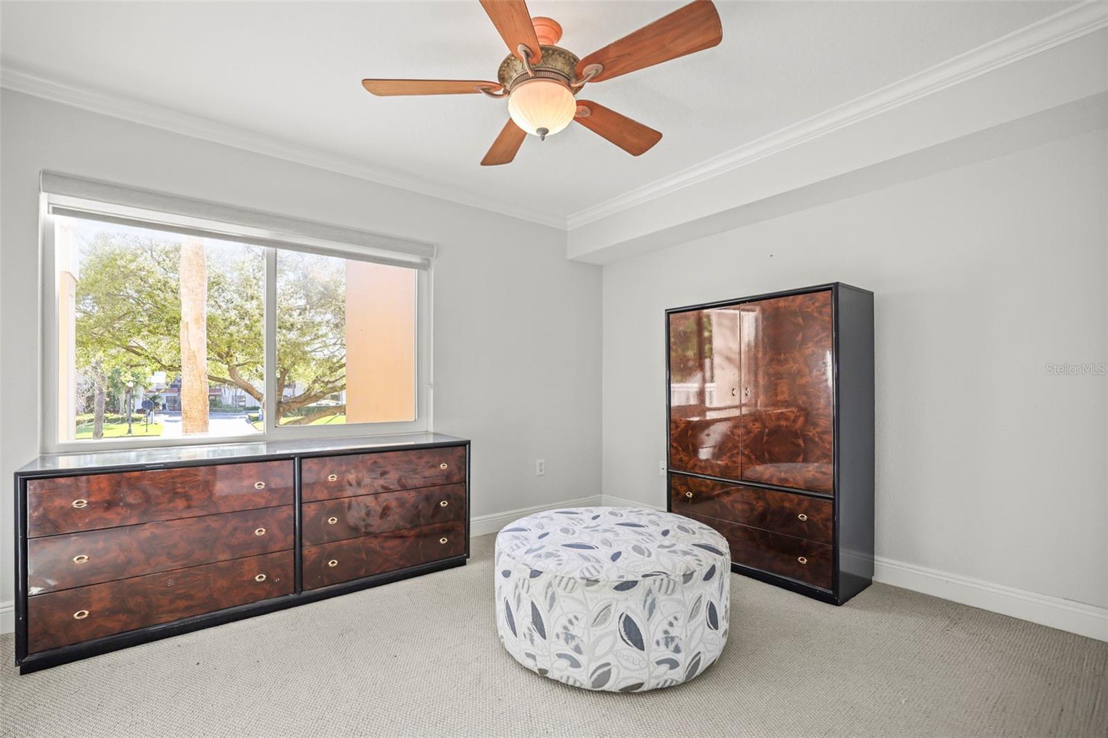 Image 19 of 34 For 950 Broadway  205