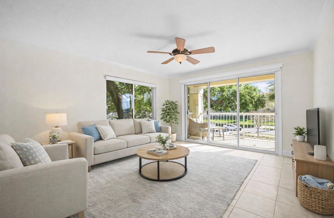 Image 3 of 34 For 950 Broadway  205