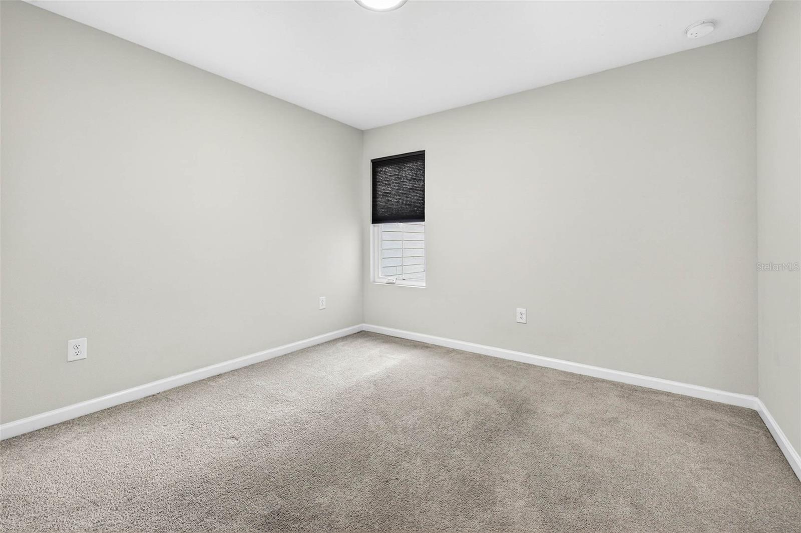 Image 13 of 21 For 2140 Laceflower Drive