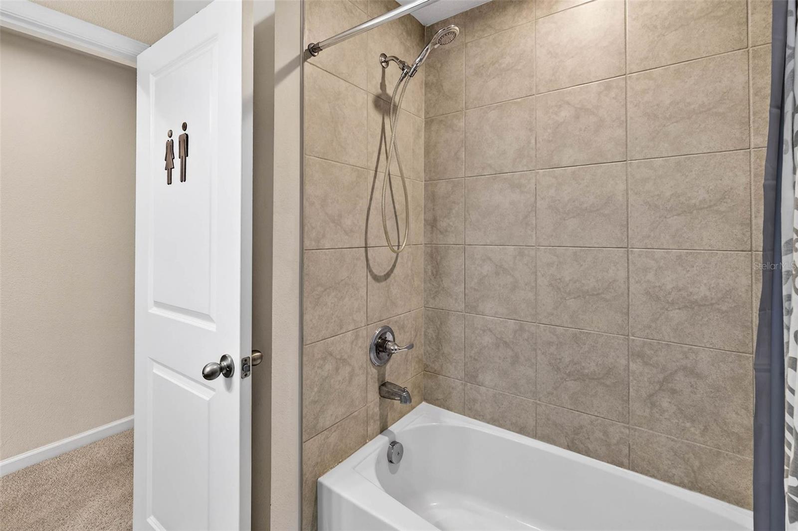 Image 18 of 21 For 2140 Laceflower Drive