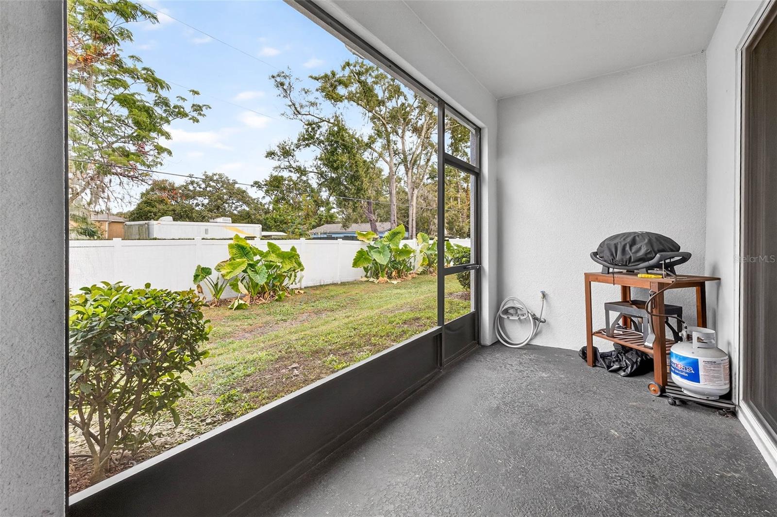 Image 20 of 21 For 2140 Laceflower Drive