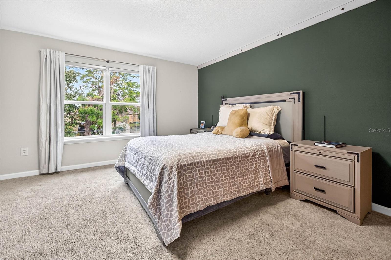 Image 9 of 21 For 2140 Laceflower Drive