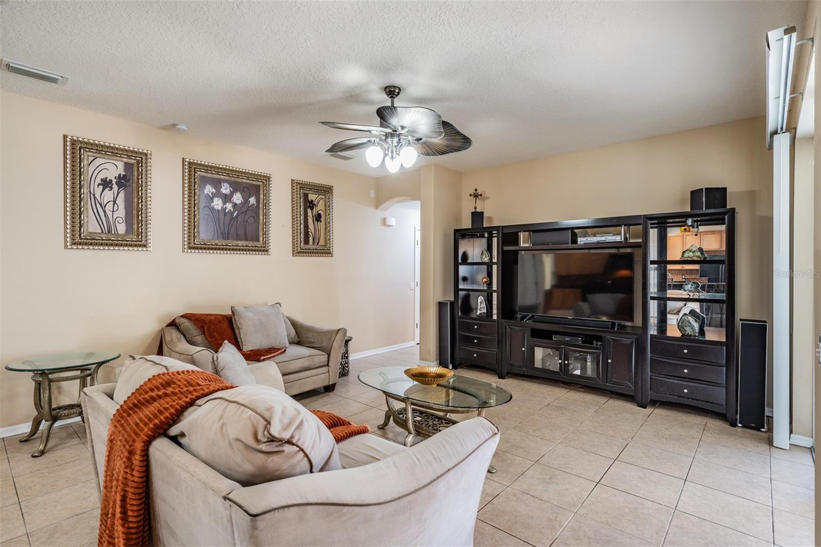 Image 21 of 76 For 19101 Lone Creek Court