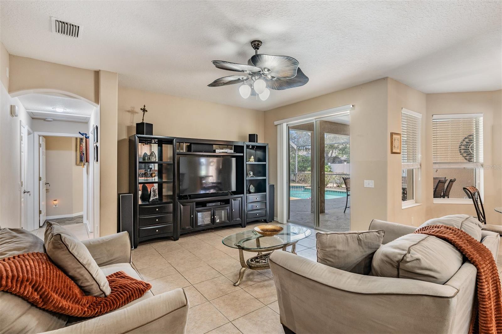 Image 22 of 76 For 19101 Lone Creek Court