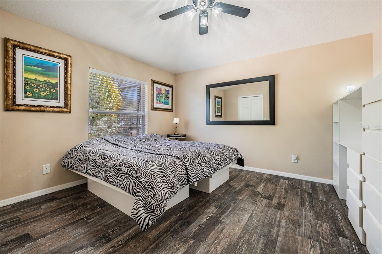 Image 33 of 76 For 19101 Lone Creek Court