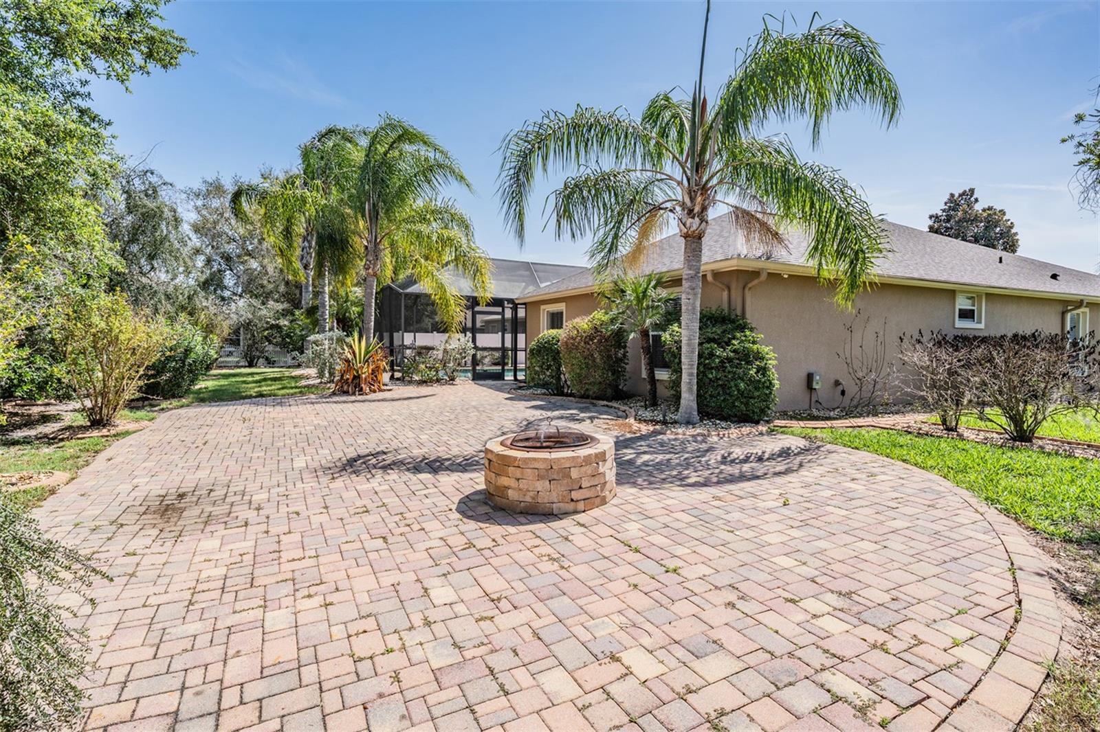 Image 44 of 76 For 19101 Lone Creek Court