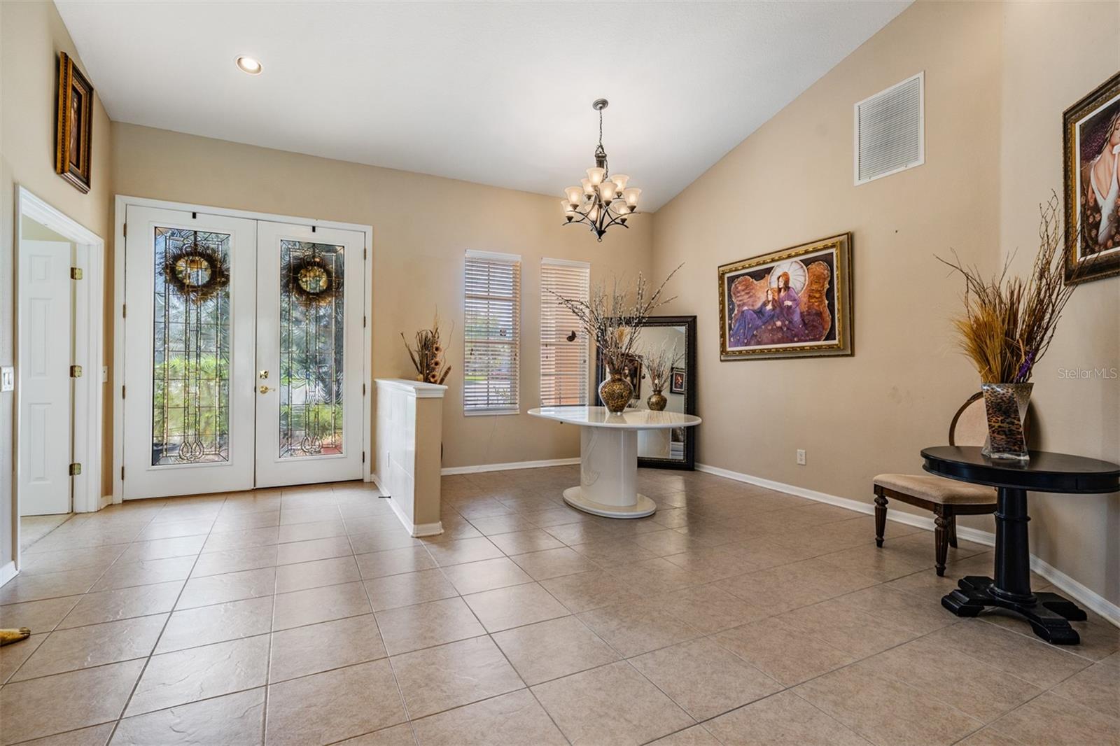 Image 8 of 76 For 19101 Lone Creek Court