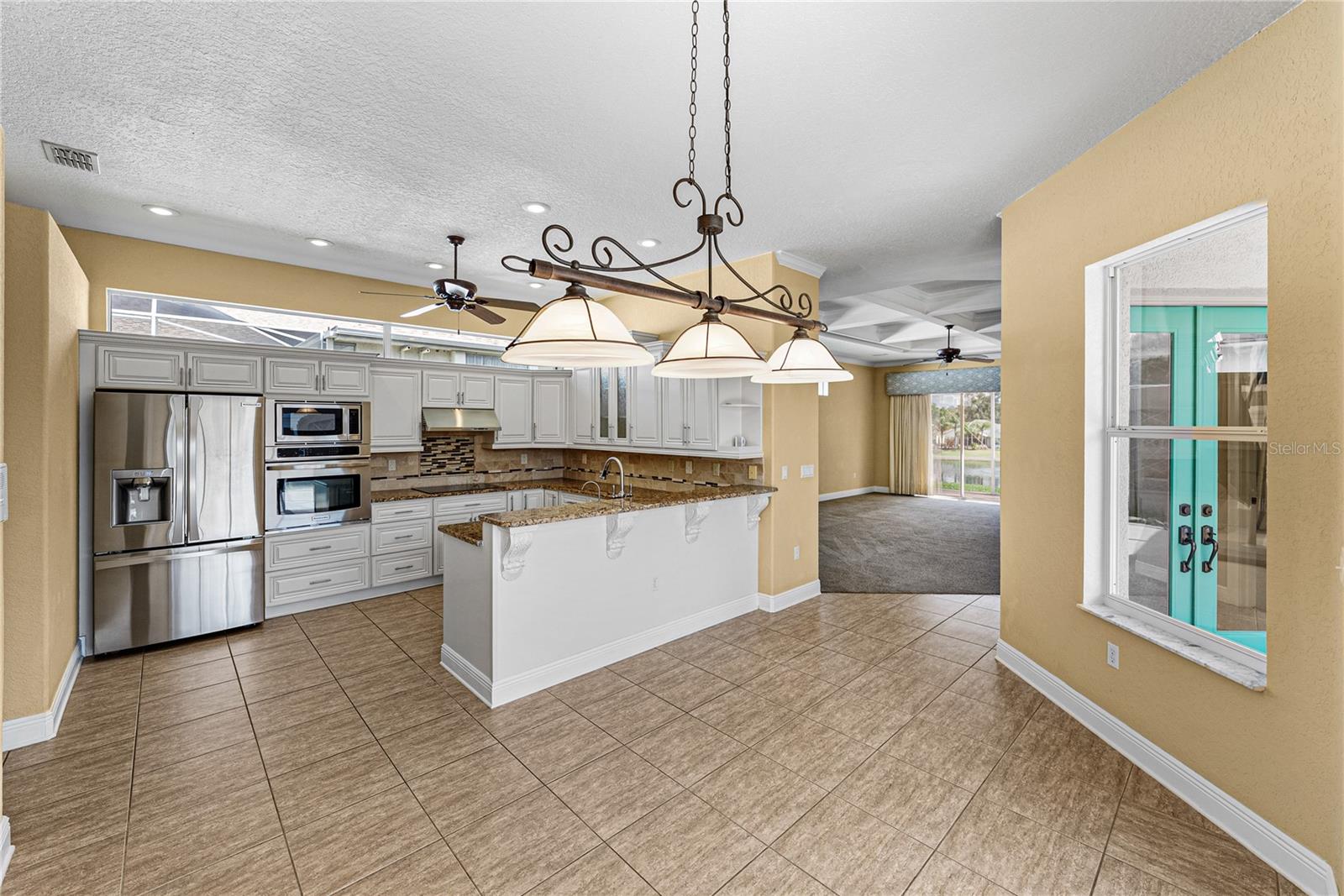 Image 18 of 85 For 12231 Woodlands Circle