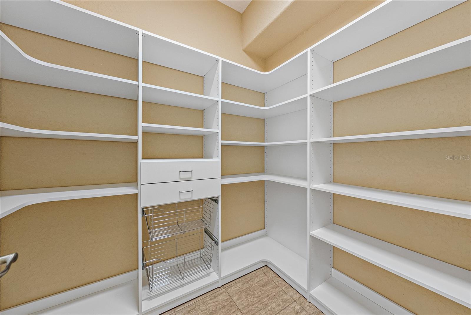 Image 26 of 85 For 12231 Woodlands Circle