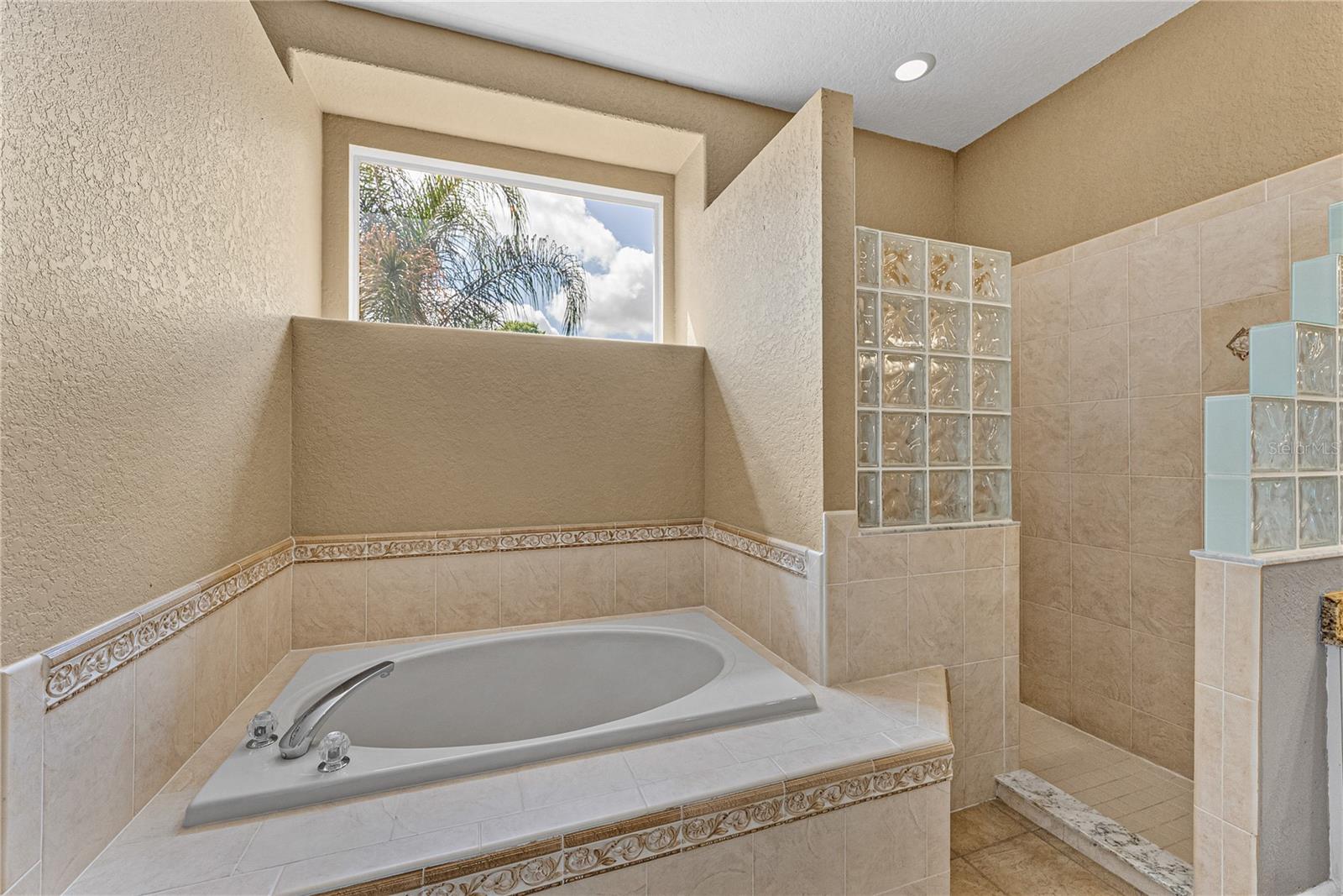 Image 32 of 85 For 12231 Woodlands Circle