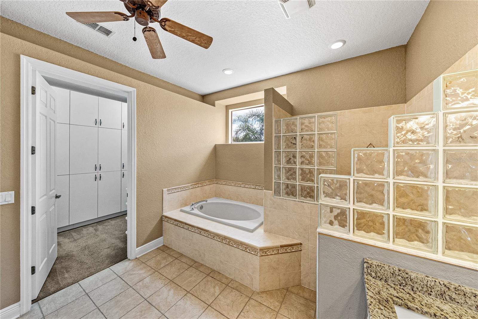 Image 35 of 85 For 12231 Woodlands Circle