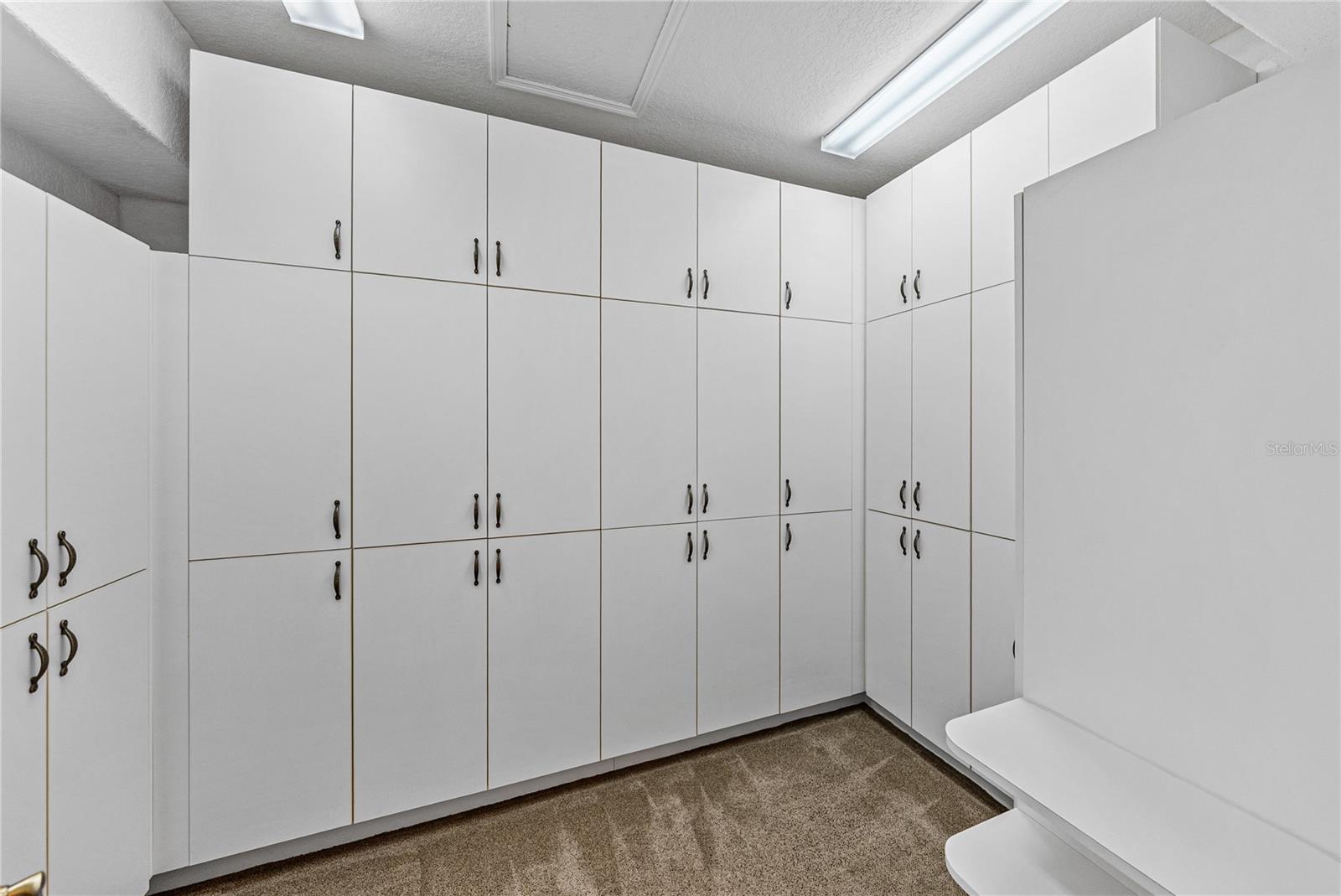 Image 36 of 85 For 12231 Woodlands Circle