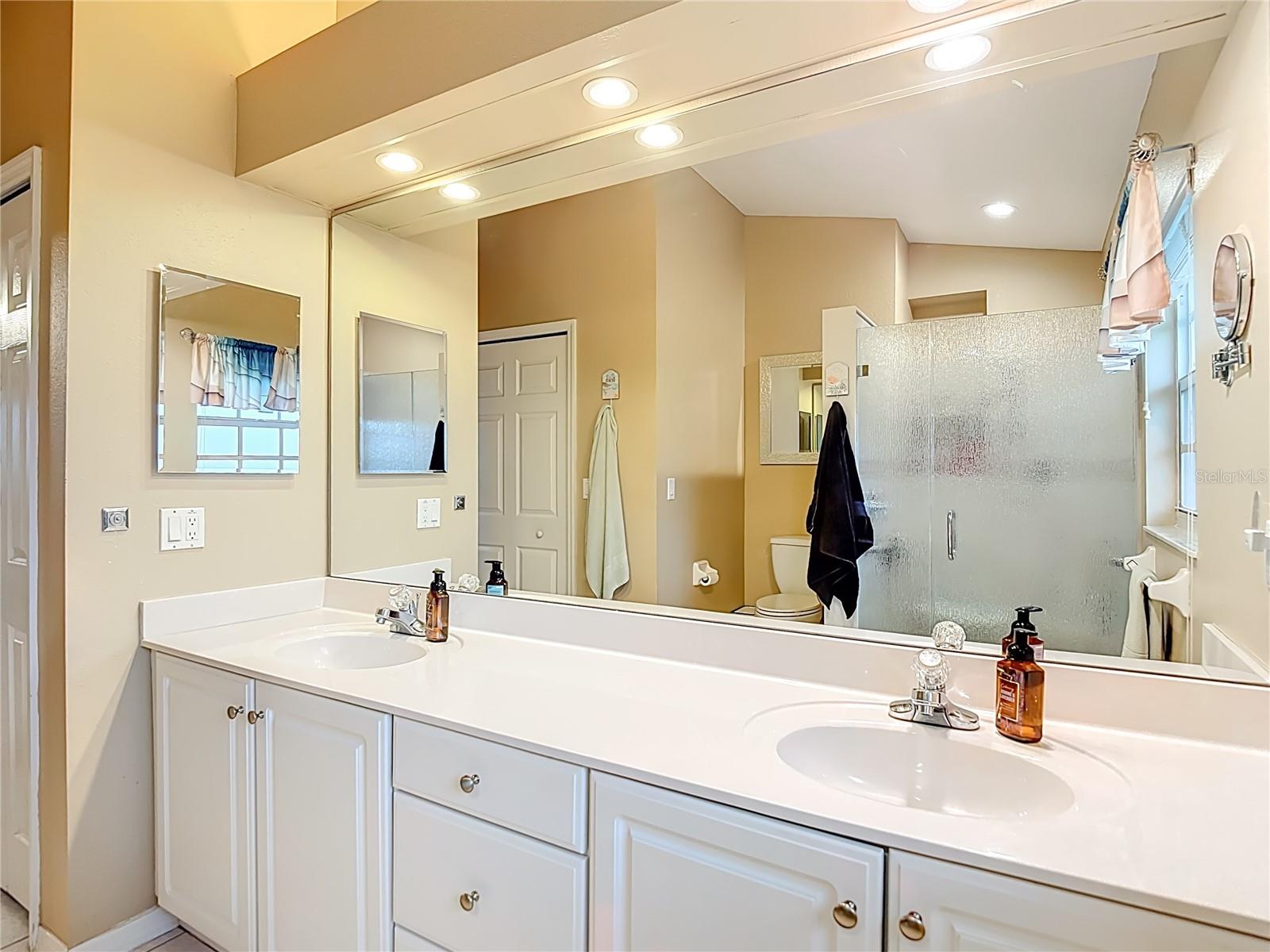 Image 32 of 69 For 6353 Cardinal Crest Drive