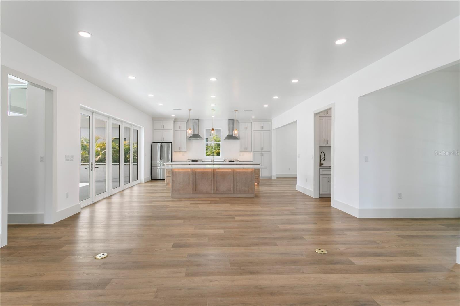 Image 13 of 58 For 514 38th Avenue Ne