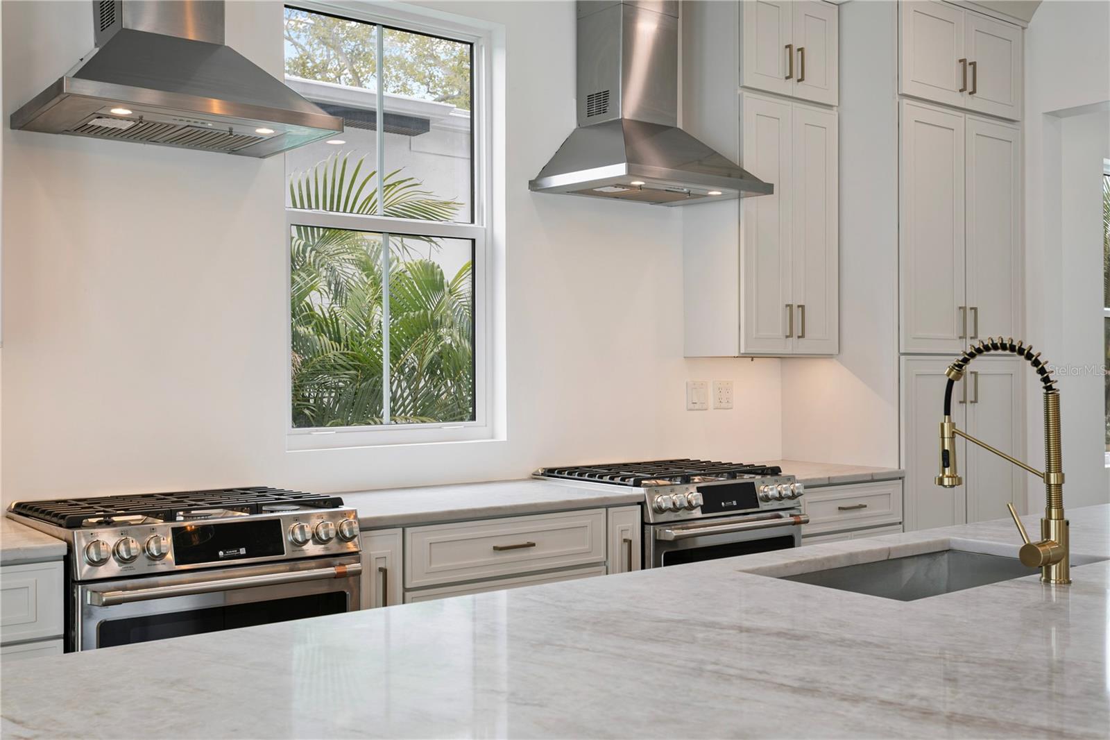 Image 8 of 58 For 514 38th Avenue Ne