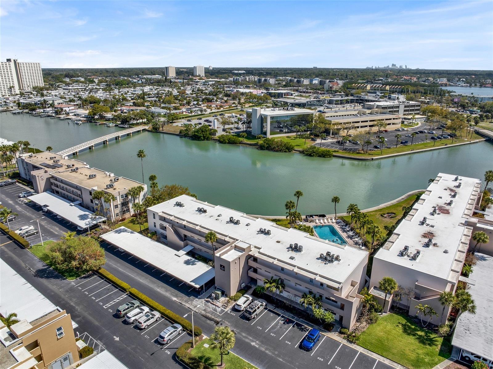 Image 24 of 28 For 7405 Bay Island Drive S 121