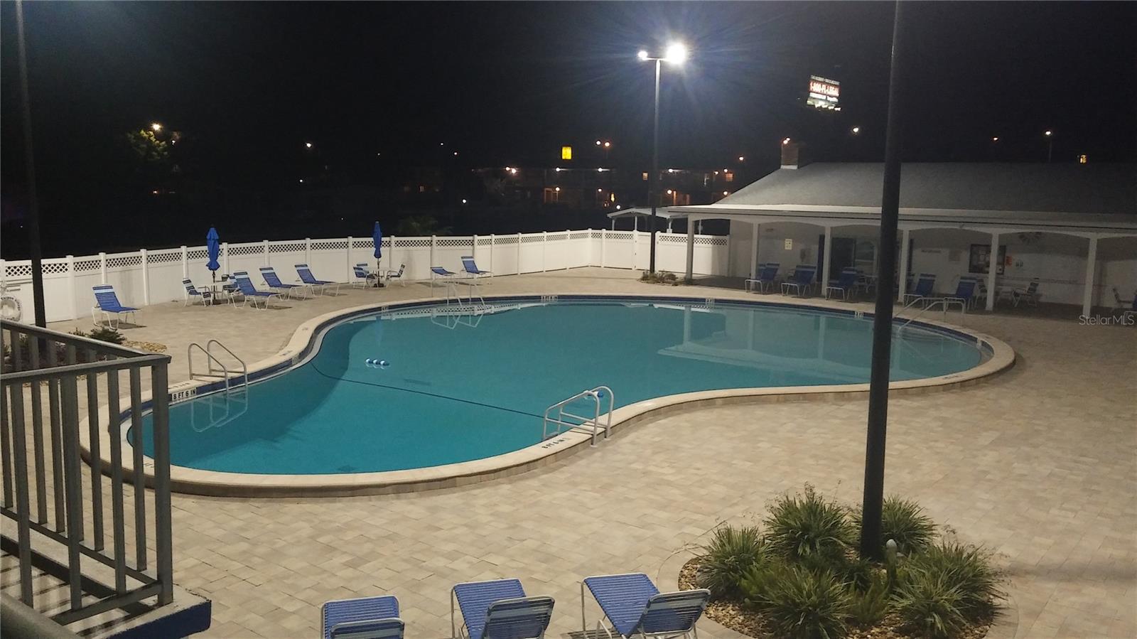 Image 4 of 4 For 105 Lake Tarpon Drive 26