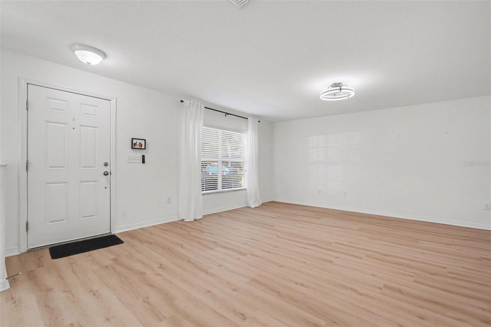 Image 5 of 29 For 6246 Timberly Lane