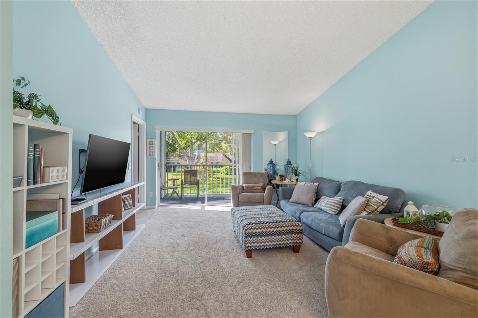 Image 13 of 35 For 1465 Millstream Lane 205