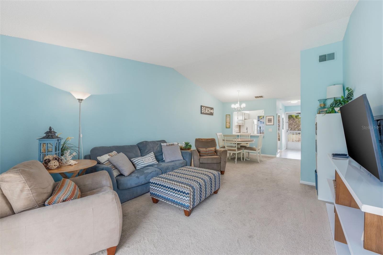 Image 15 of 35 For 1465 Millstream Lane 205