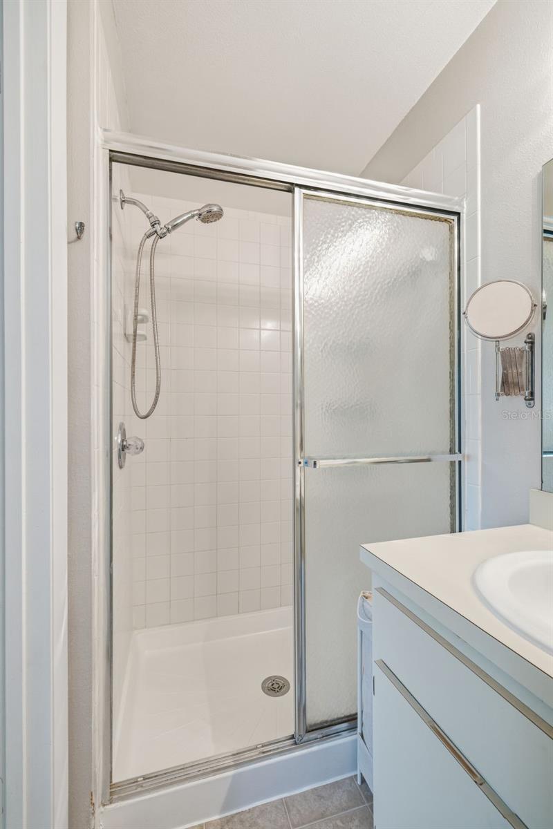 Image 21 of 35 For 1465 Millstream Lane 205