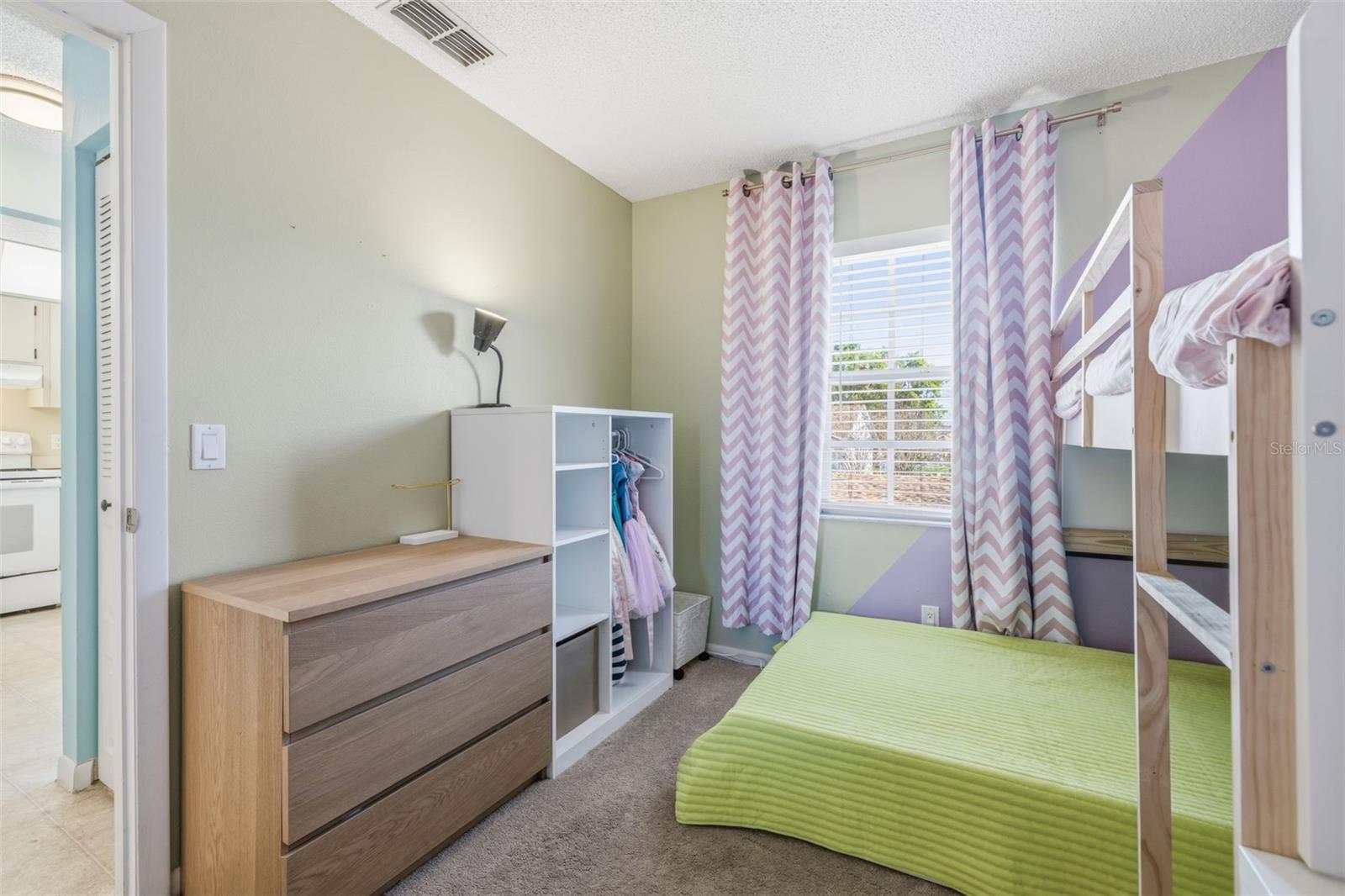 Image 23 of 35 For 1465 Millstream Lane 205