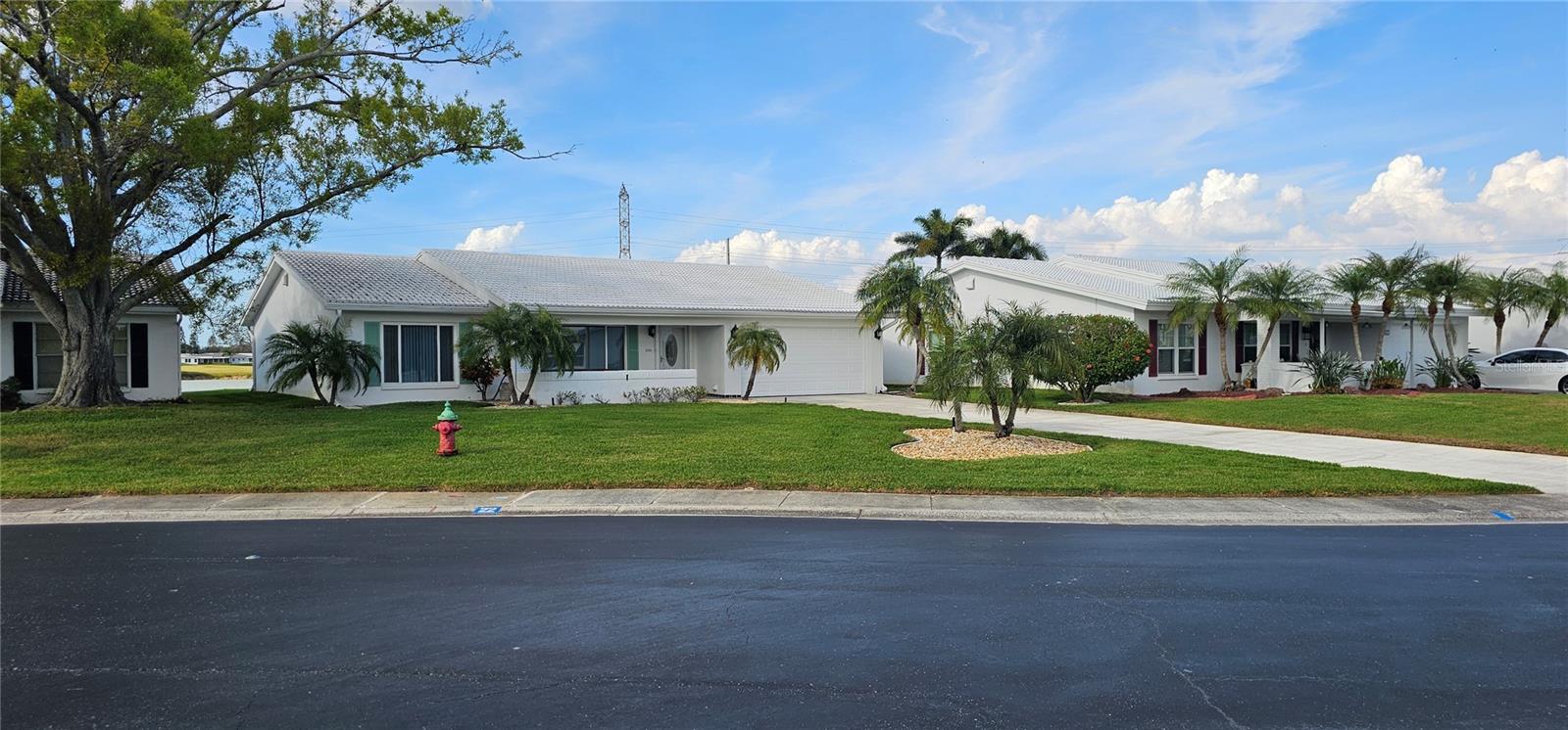 Image 4 of 30 For 3585 93rd Avenue N