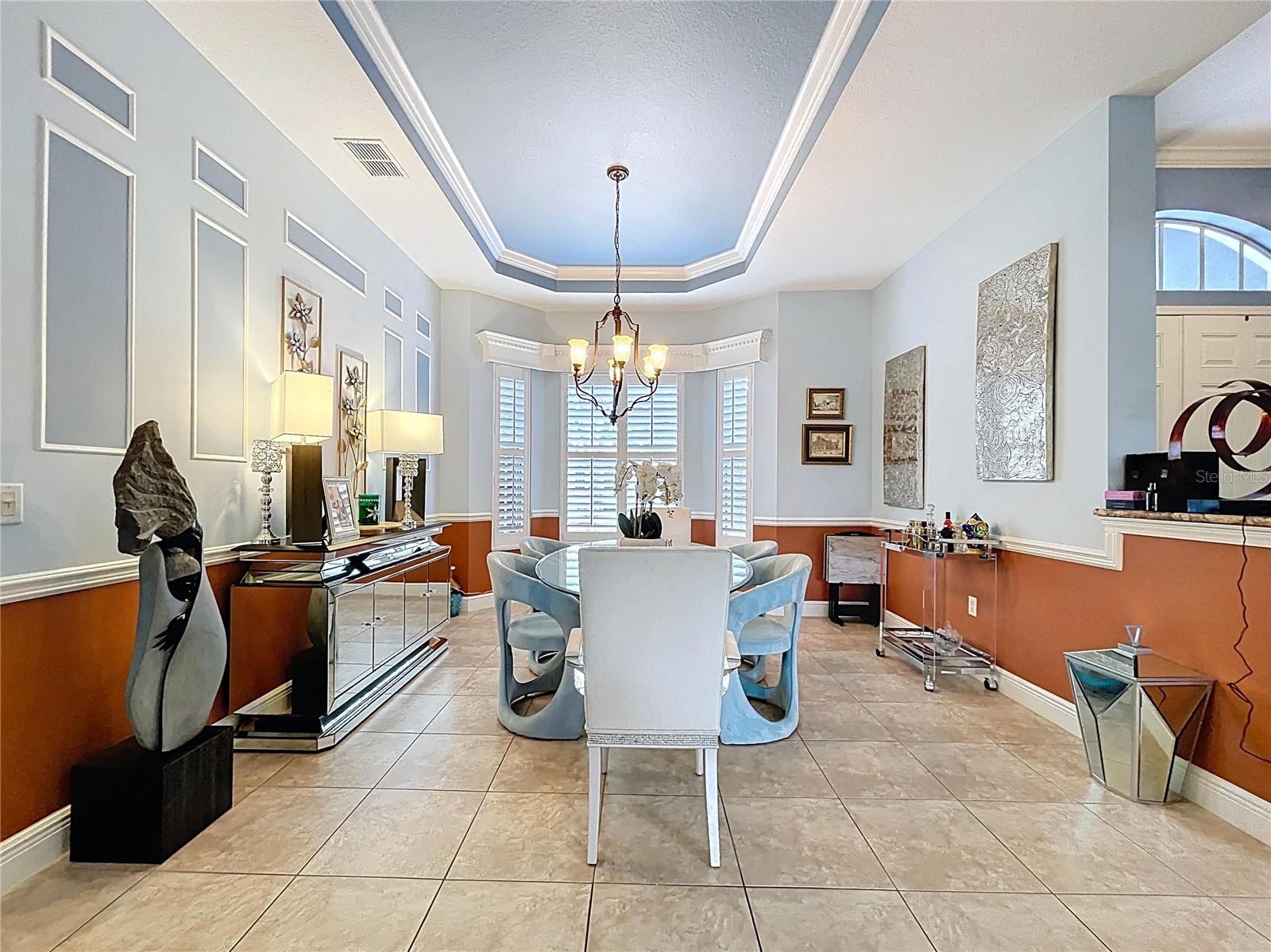 Image 12 of 94 For 609 Vintage Way