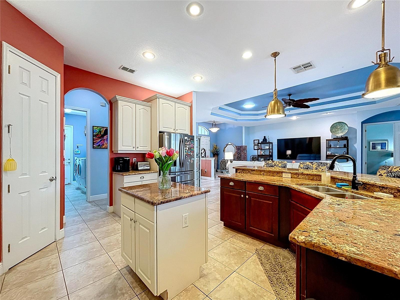 Image 24 of 94 For 609 Vintage Way