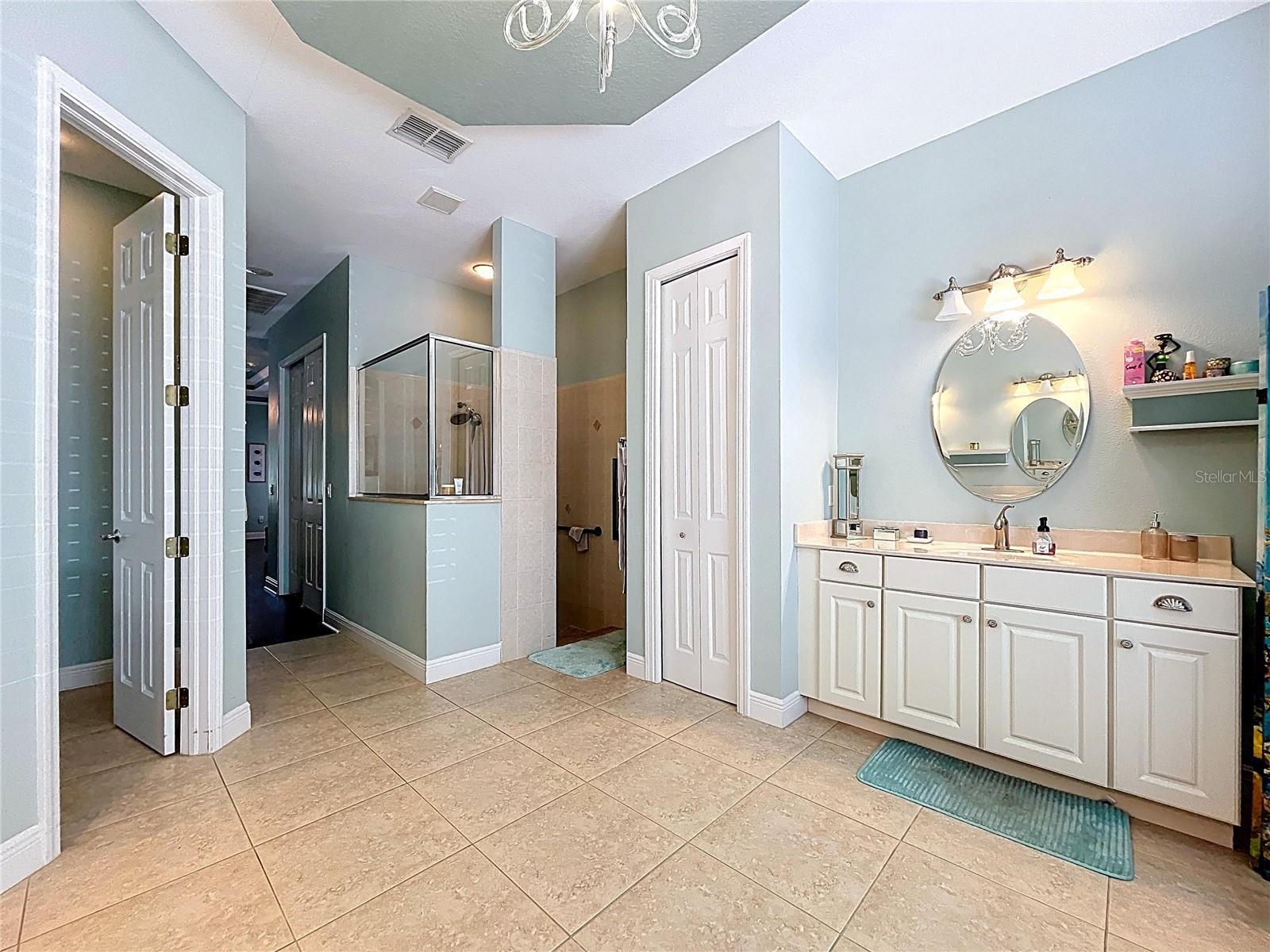 Image 39 of 94 For 609 Vintage Way