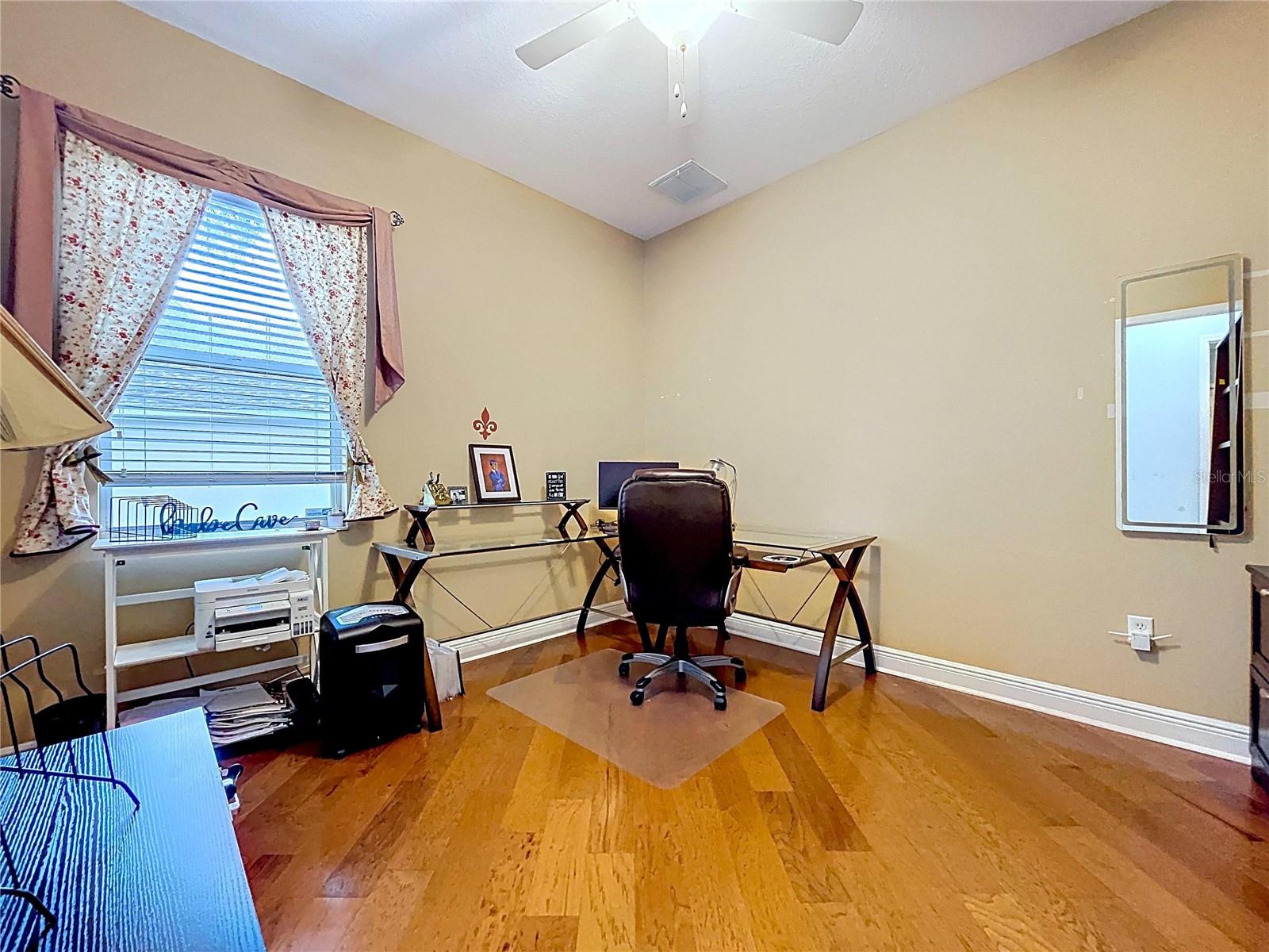 Image 56 of 94 For 609 Vintage Way