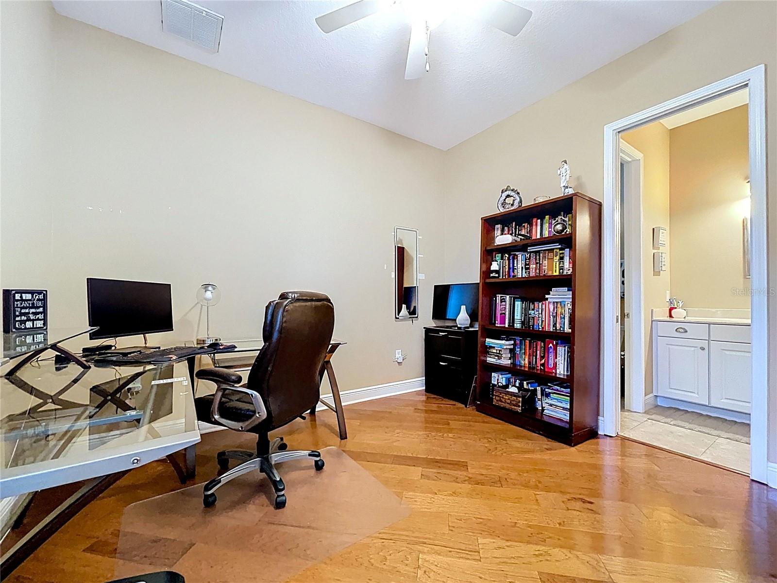 Image 58 of 94 For 609 Vintage Way