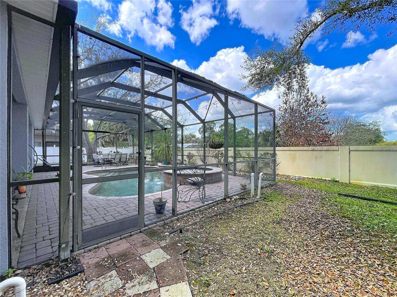 Image 72 of 94 For 609 Vintage Way