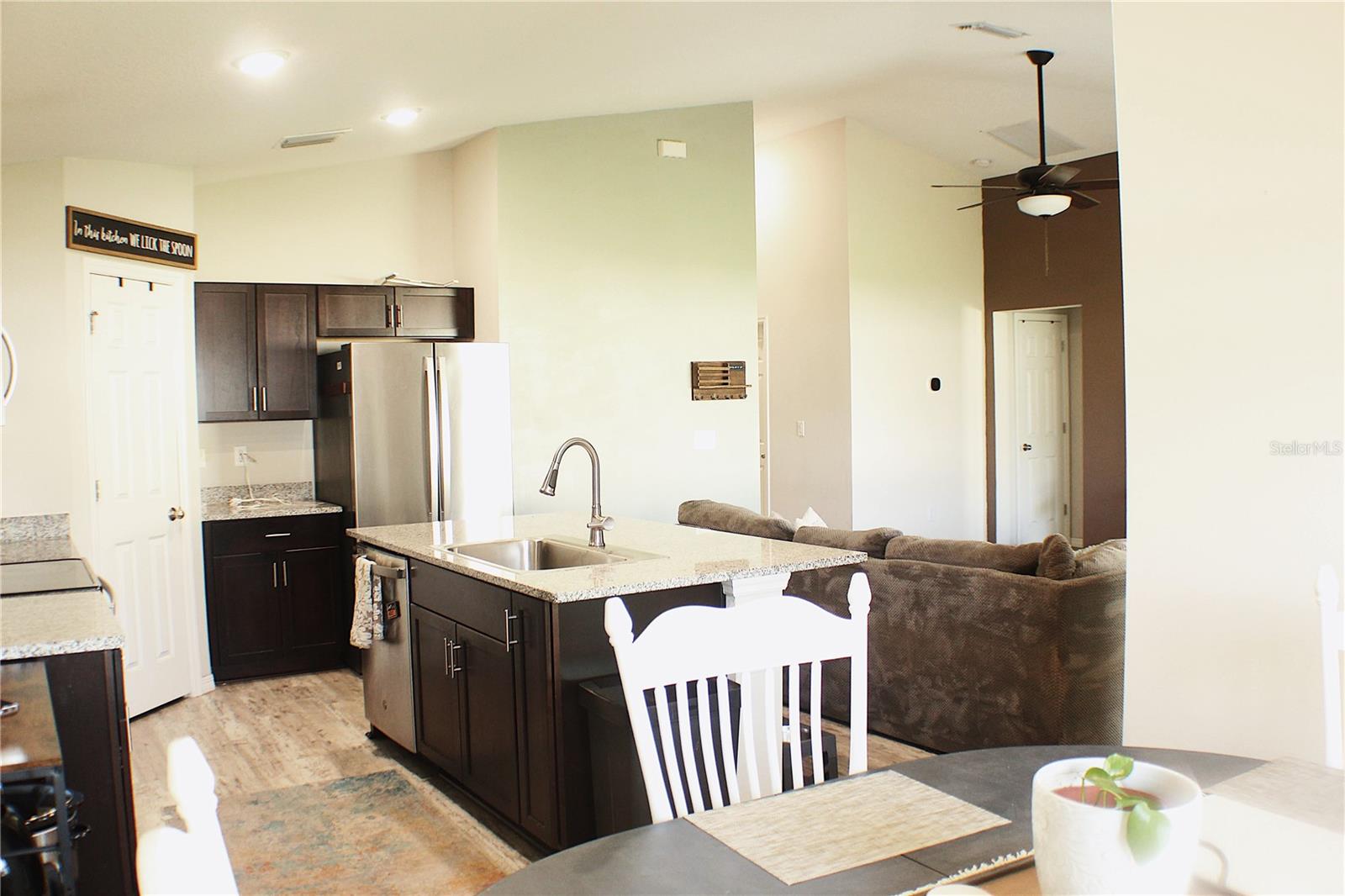 Image 3 of 22 For 5613 Arlington River Drive