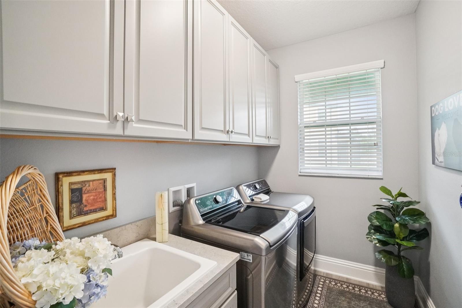 Image 17 of 39 For 30167 Southwell Lane