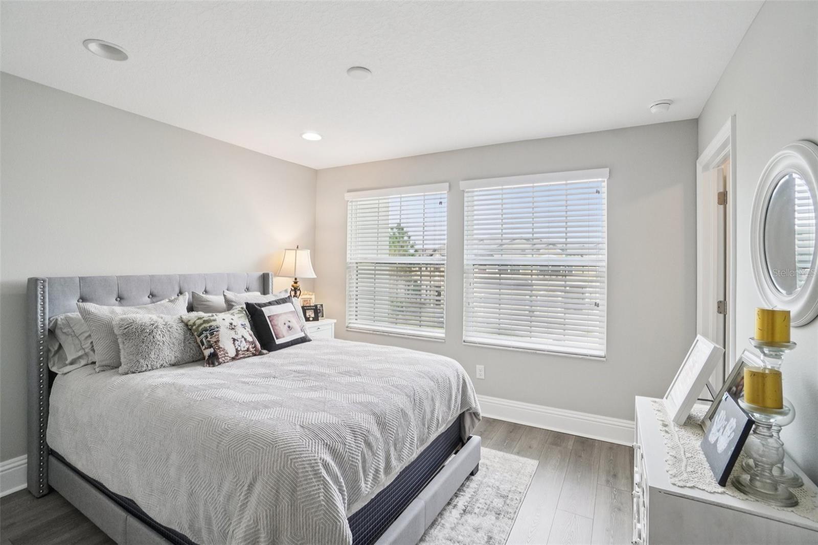 Image 29 of 39 For 30167 Southwell Lane