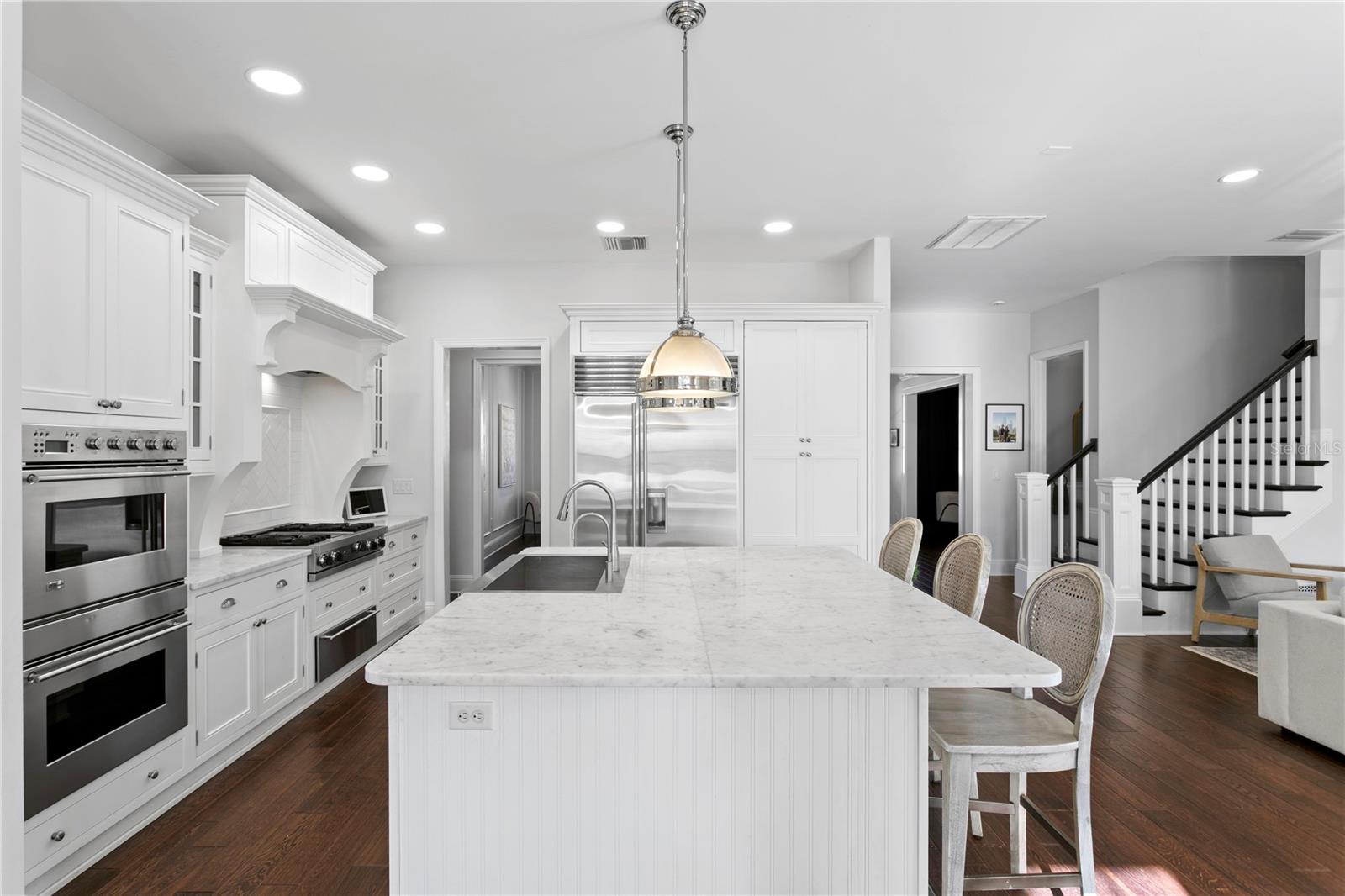 Image 16 of 87 For 12 Treasure Drive