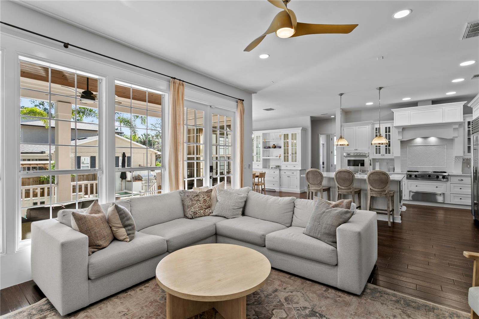 Image 29 of 87 For 12 Treasure Drive