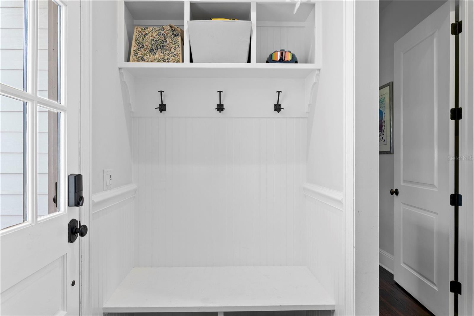 Image 33 of 87 For 12 Treasure Drive